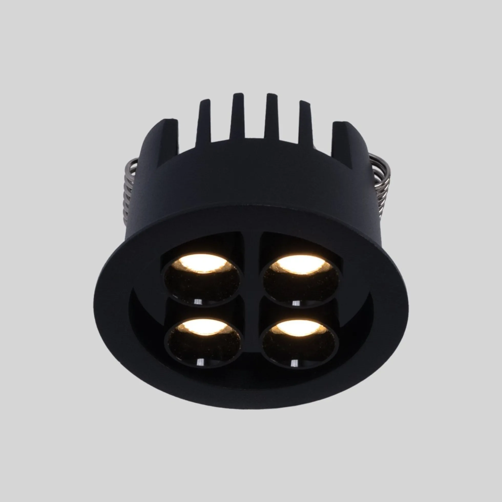 Downlight LED empotrable circular 8W - Chip Osram - UGR18 - Corte Ø 58mm