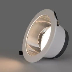Downlight LED IP44 potencia ajustable 20W/25W/30W - CCT - 100lm/W - Corte Ø 200mm