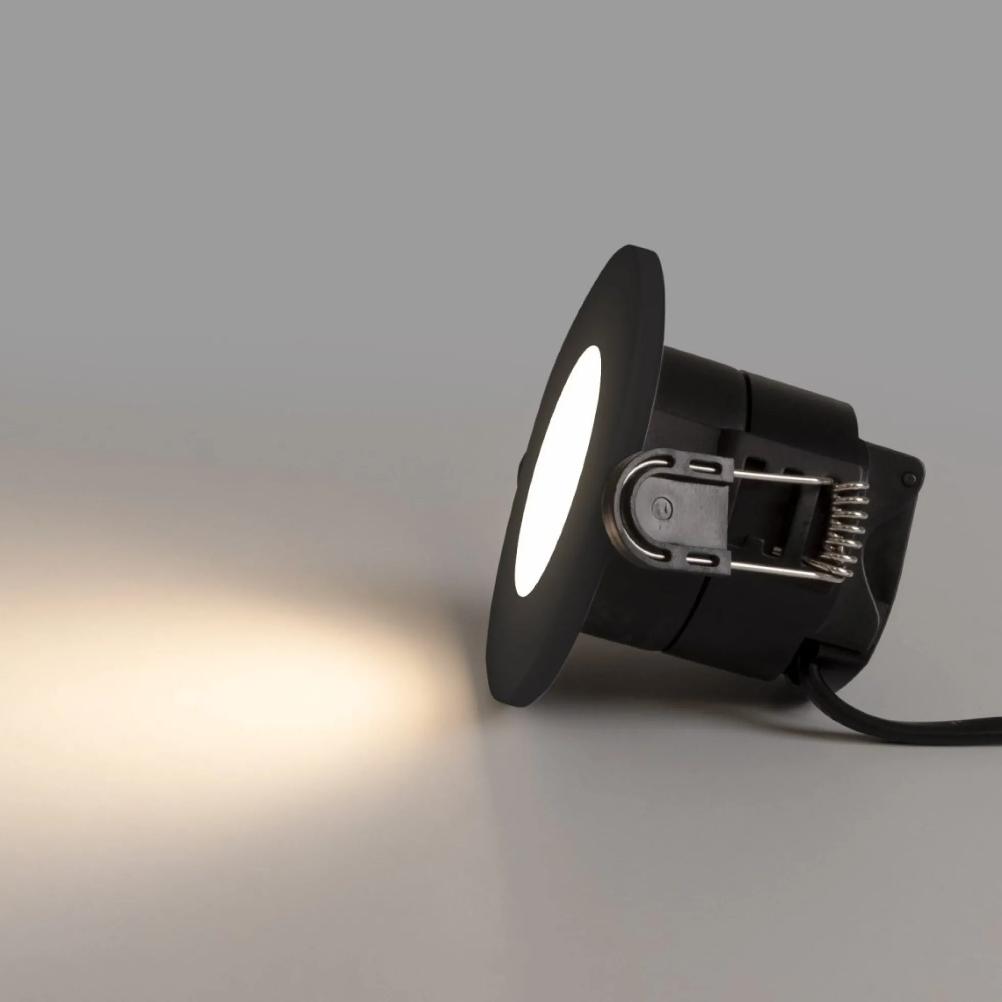 Downlight LED 6W CCT - TRIAC regulable - Corte Ø68mm - IP65