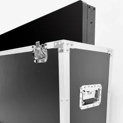 Flight Case para Tótems LCD DLS55 - con Foam, Ruedas y Asas – Transporte Seguro en Ferias y Eventos