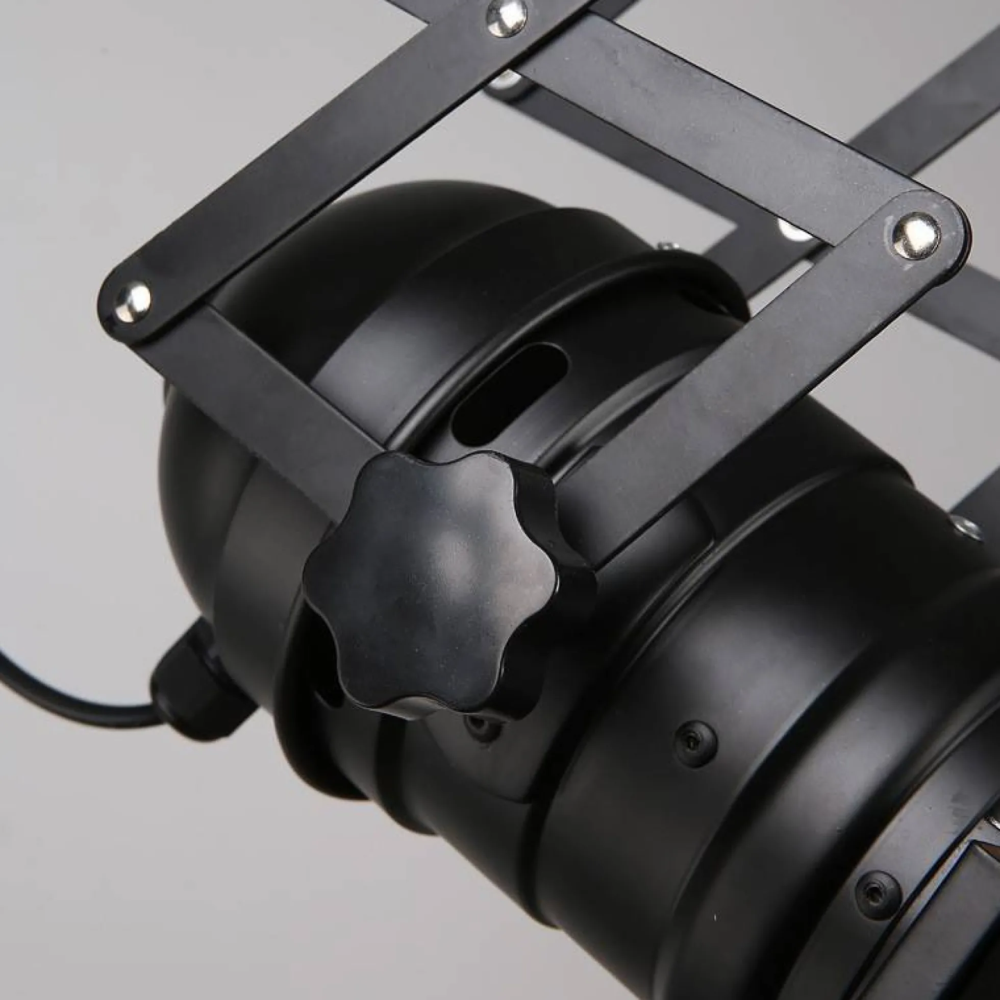 Foco carril monofásico orientable y extensible "Cinema" - E27