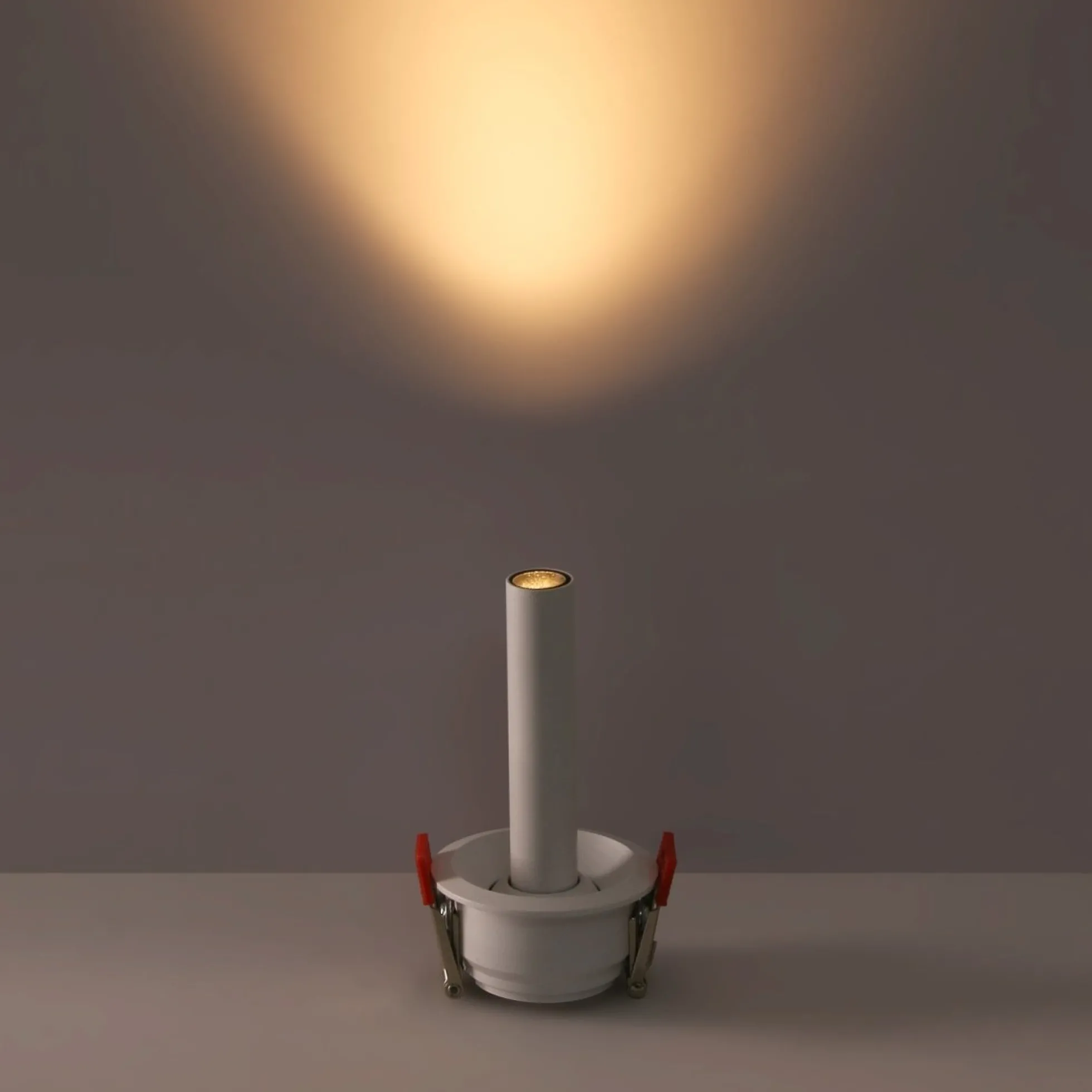 Foco de techo LED empotrable 3W - Extensible 120mm - Orientable - Chip OSRAM - 2700K