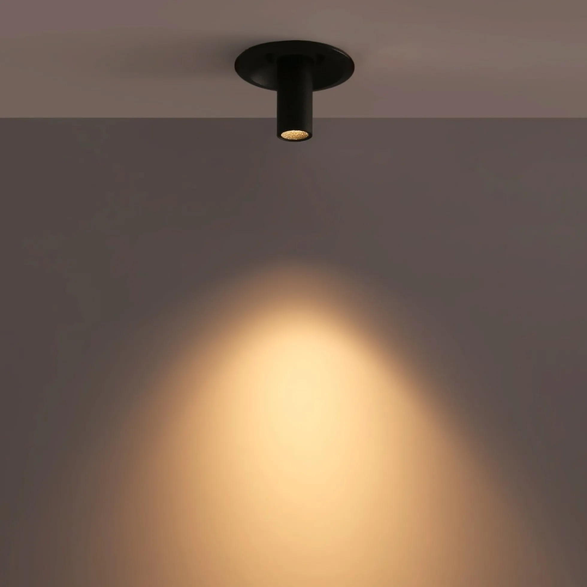 Foco de techo LED empotrable 3W - Extensible 120mm - Orientable - Chip OSRAM - 2700K