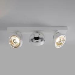 Foco de techo triple orientable