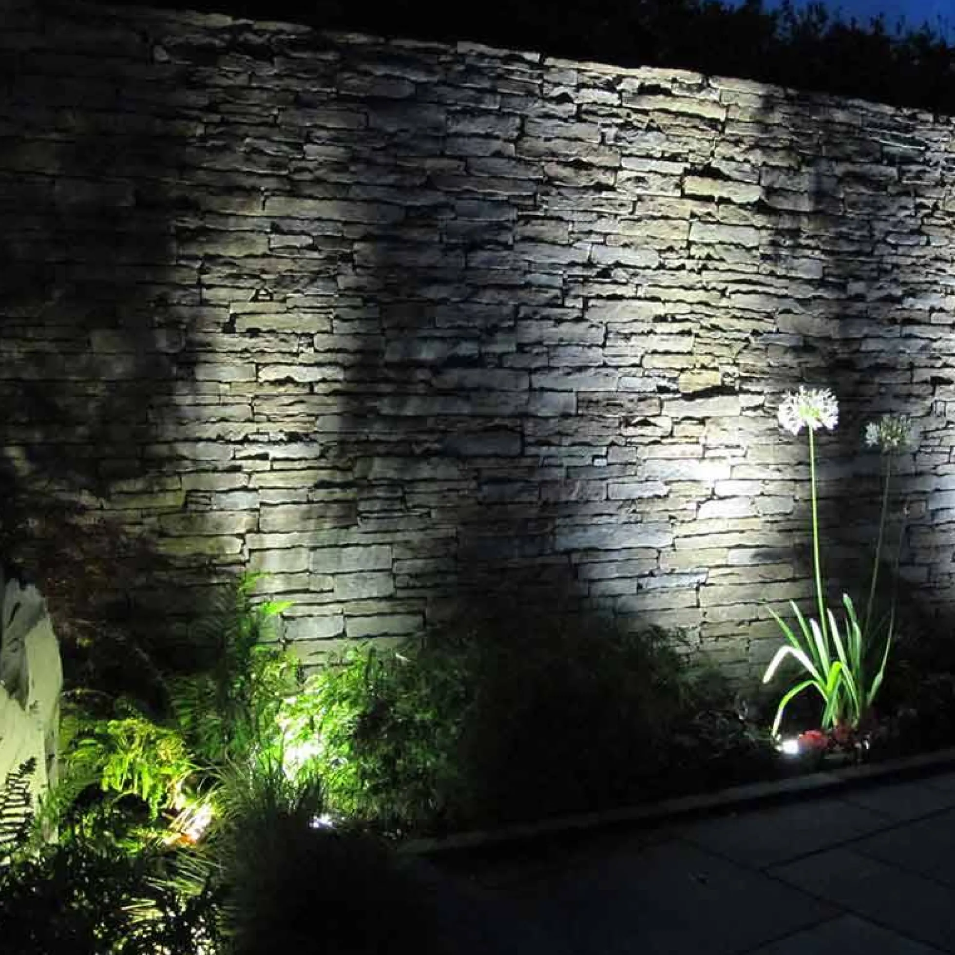 Foco LED Empotrable en suelo 18W 12V-DC IP67 Blanco cálido 3000K