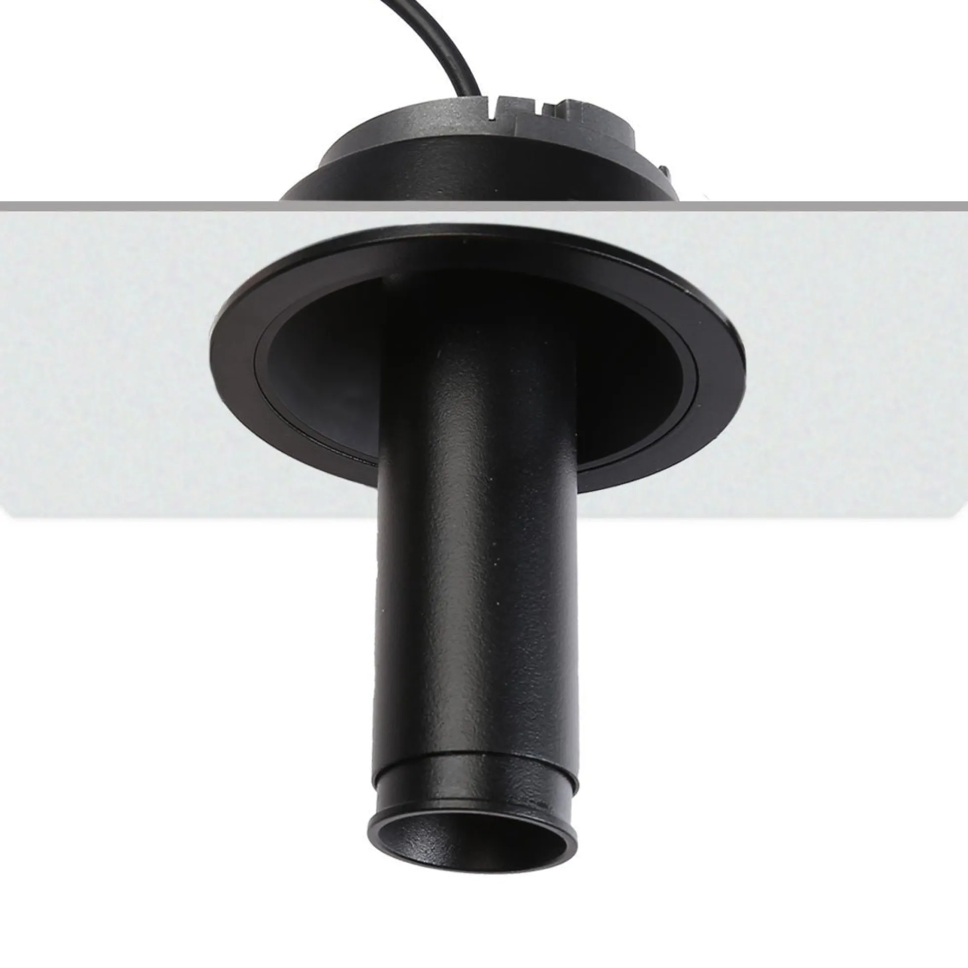Foco LED empotrable orientable "ALAI" - Zoom - 100mm - 2800K - LED COB - chip Cree - 7W