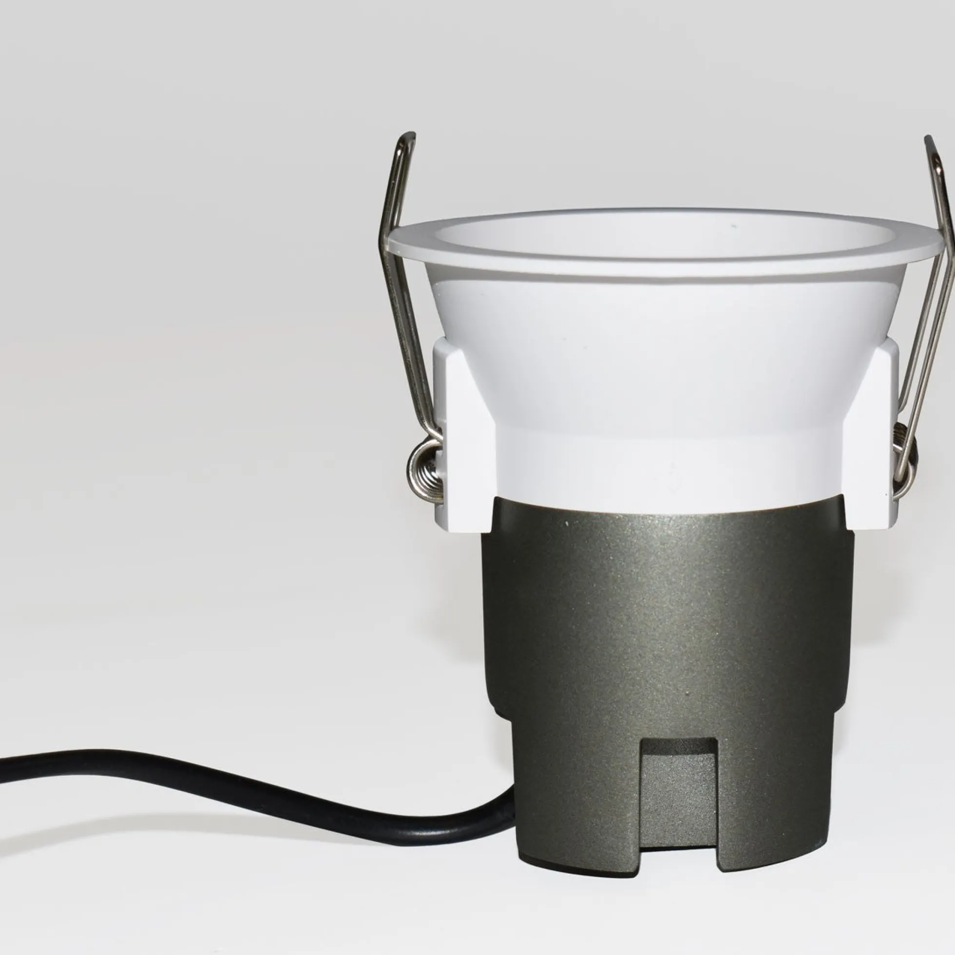 Foco LED empotrable 6W "KOPPA"- Óptica 15º - Corte Ø 65mm - Bajo UGR