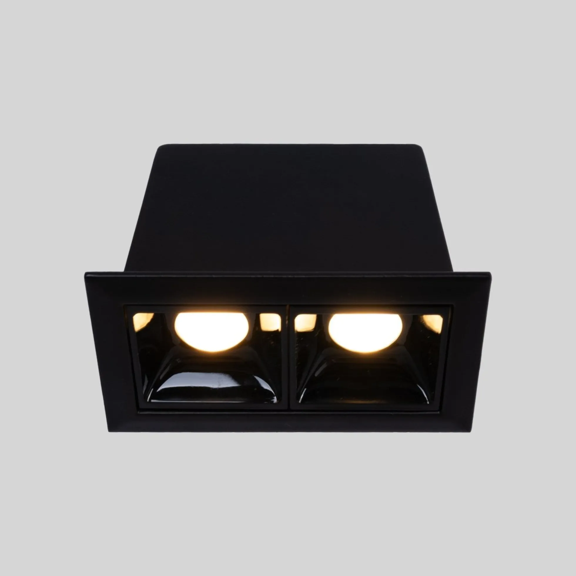 Foco lineal LED empotrable 4W - UGR18 - CRI90 - Chip OSRAM