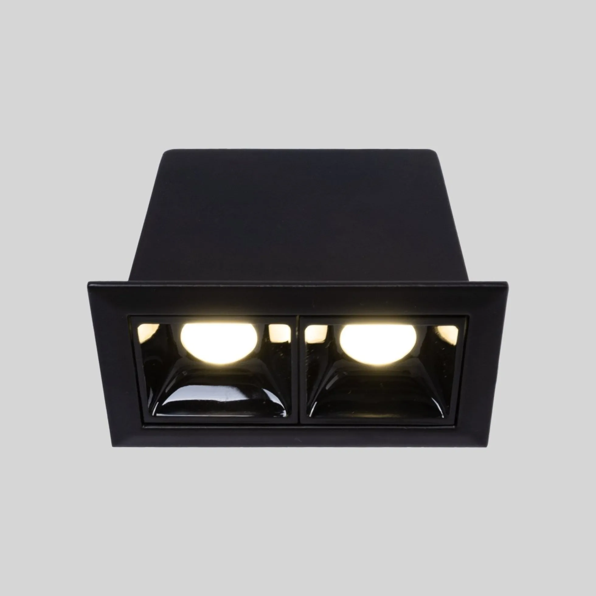 Foco lineal LED empotrable 4W - UGR18 - CRI90 - Chip OSRAM