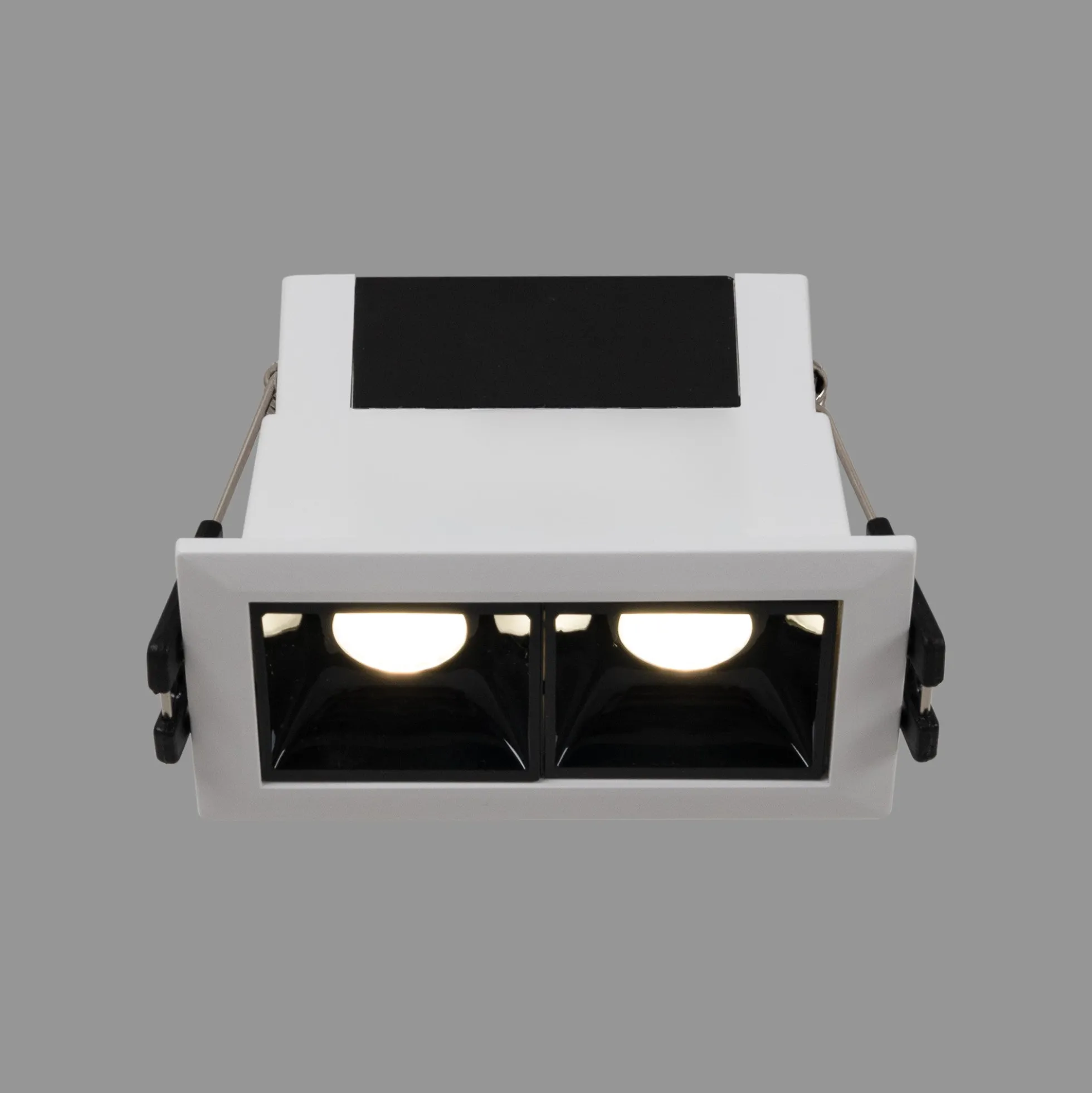 Foco lineal LED empotrable 4W - UGR18 - CRI90 - Driver LIFUD