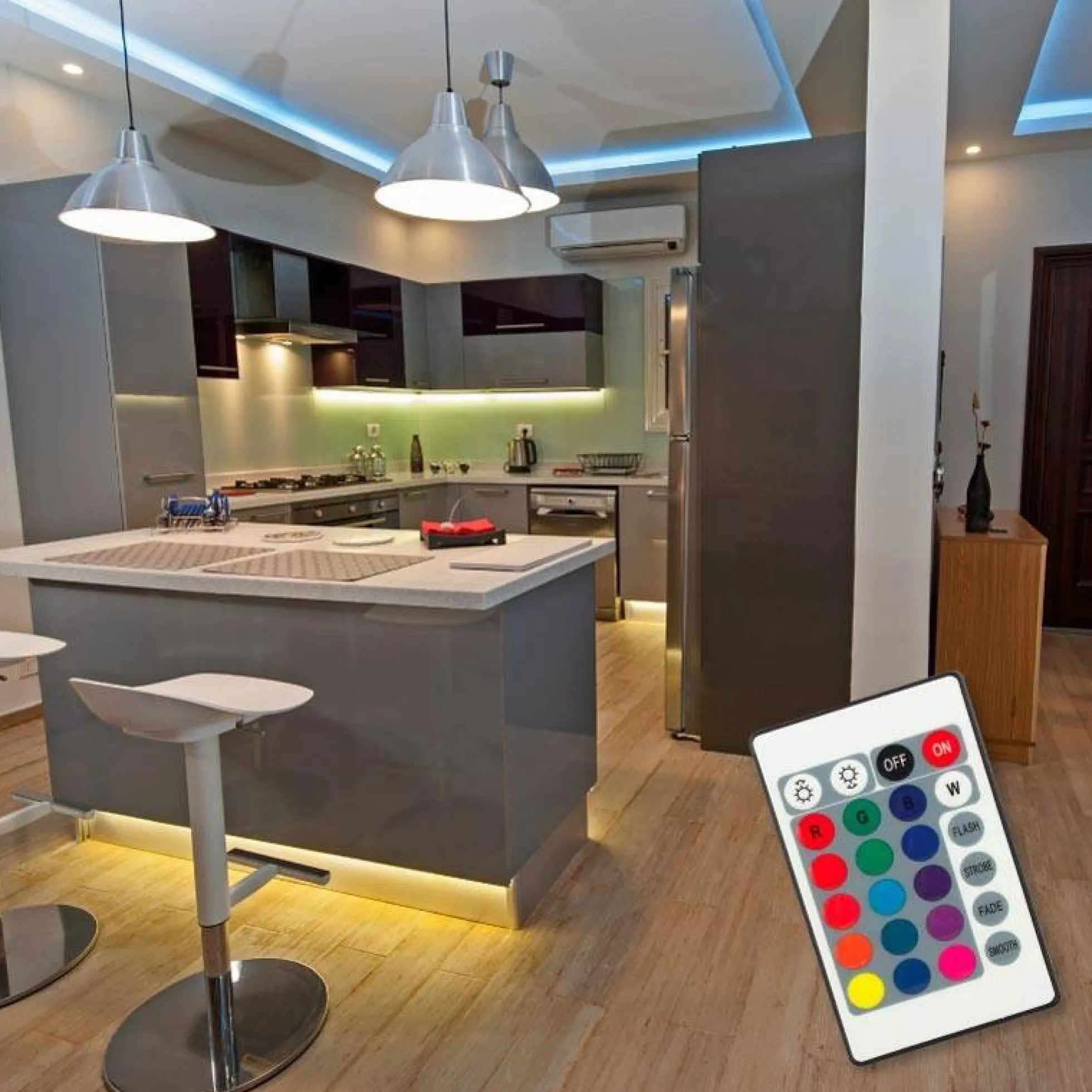 Kit tira LED RGB 5m con fuente, mando y controlador compatible 12V y 24V