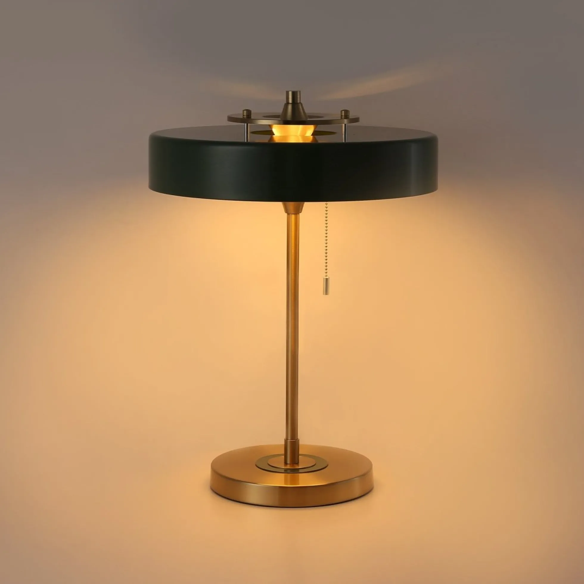 Lampara de mesa de diseño "Gadsby"