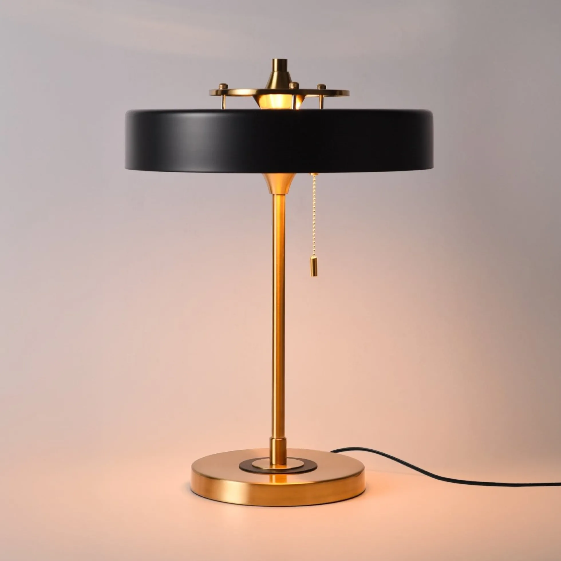 Lampara de mesa de diseño "Gadsby"