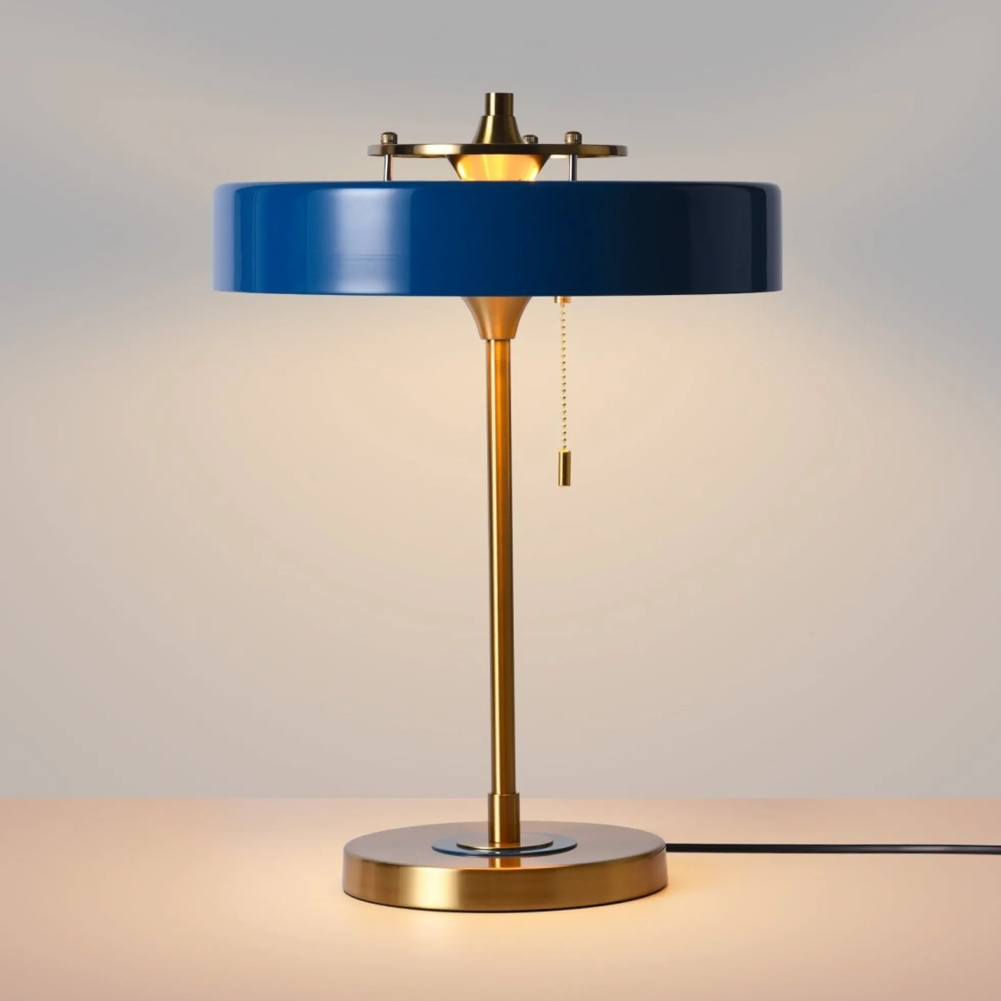Lampara de mesa de diseño "Gadsby"