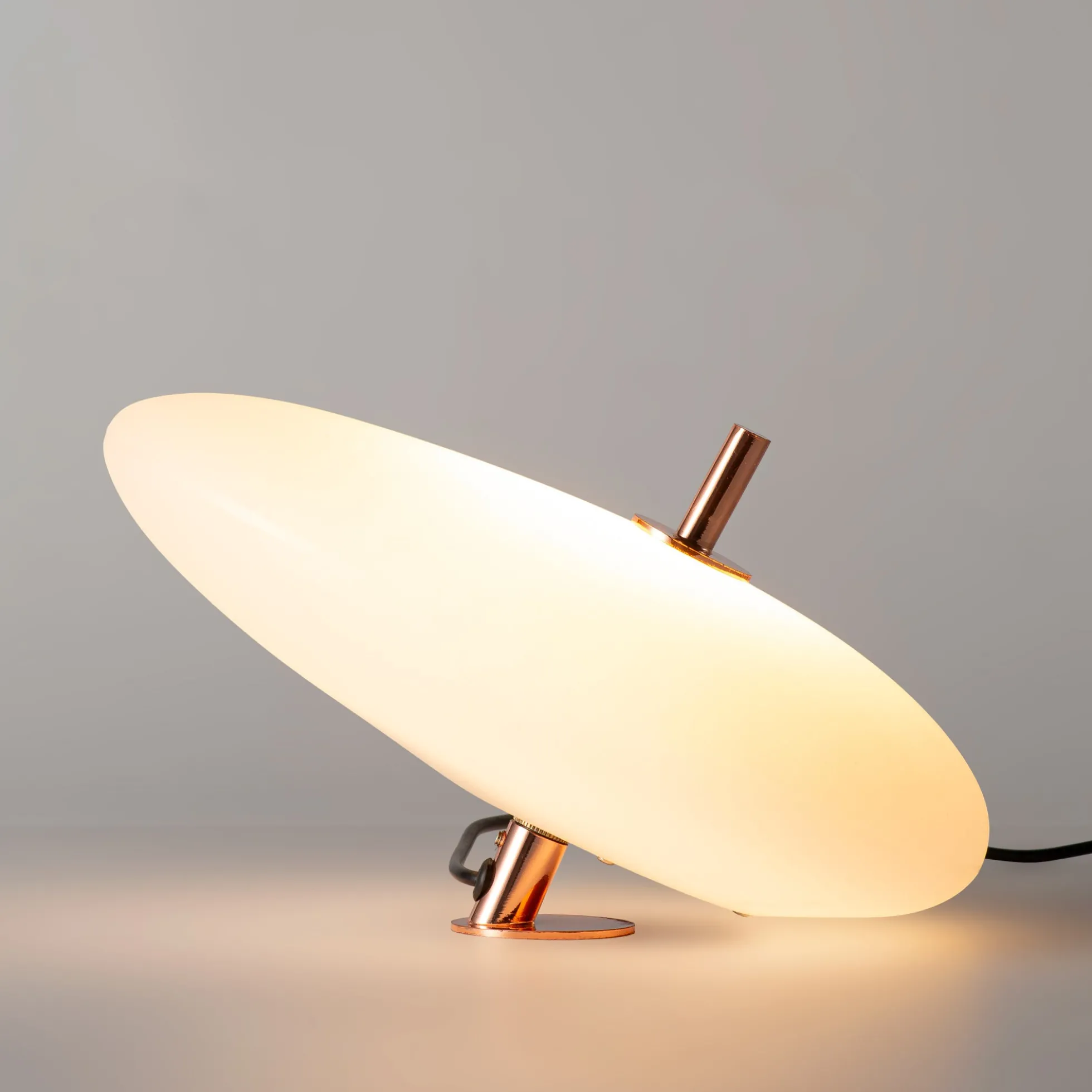 Lampara de mesa de policarbonato "PEBBLES" - Táctil - 6W