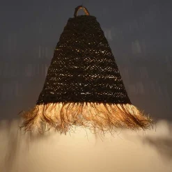 Lámpara colgante de fibras naturales