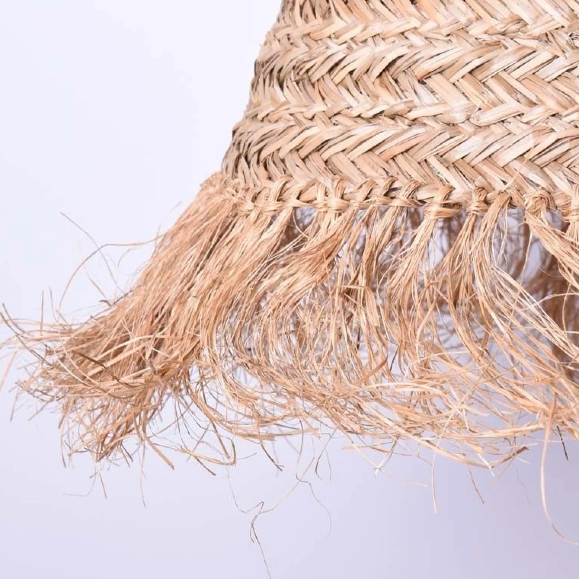 Lámpara colgante de fibras naturales "Nam" con interruptor y enchufe