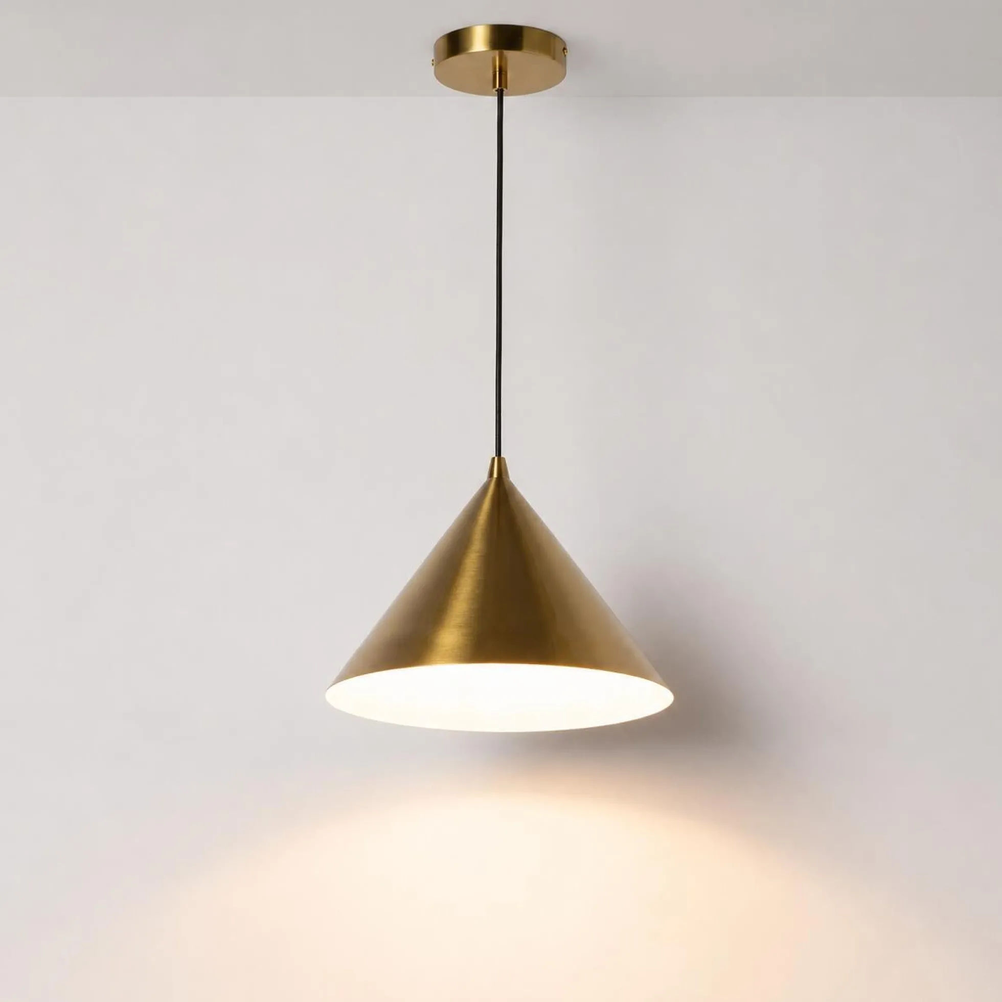 Lámpara colgante de metal "CUSPIDE" - E27 - Ø30cm