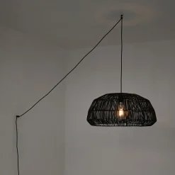 Lámpara colgante de mimbre 