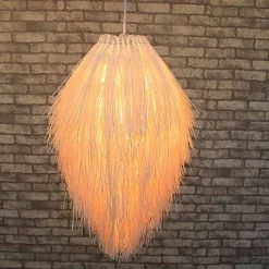 Lámpara colgante de mimbre estilo oriental 