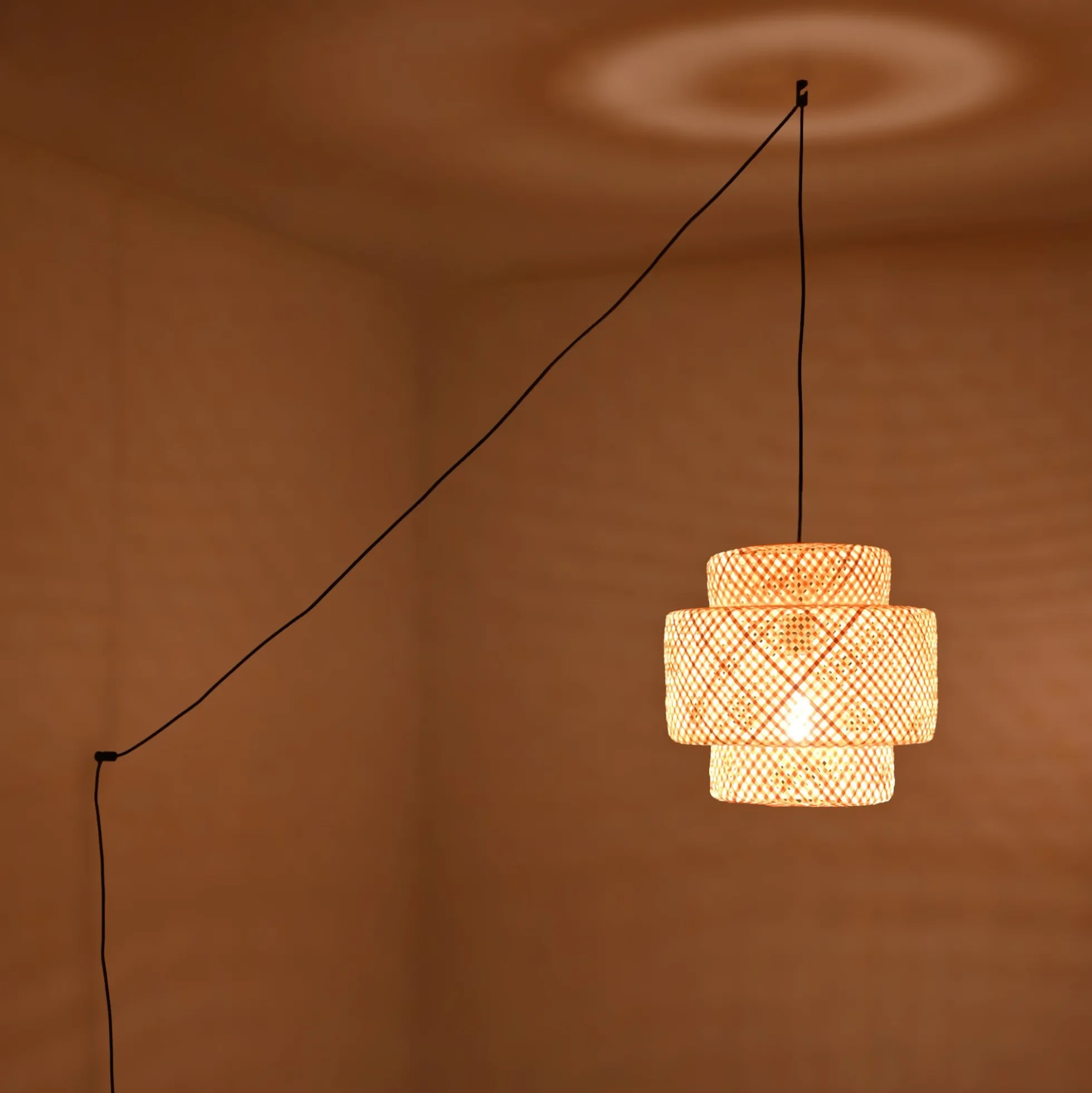 Lámpara colgante de mimbre "JENSEN" - Ø40cm - Con interruptor y enchufe - E27