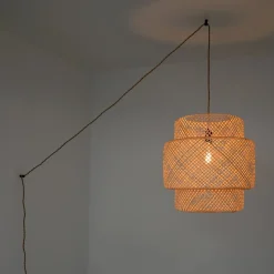 Lámpara colgante de mimbre