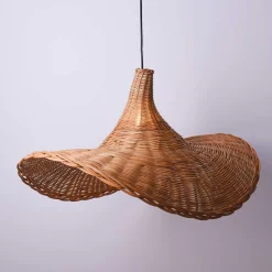 Lámpara colgante de mimbre 