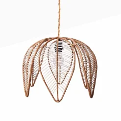 Lámpara colgante de ratán en forma de flor 