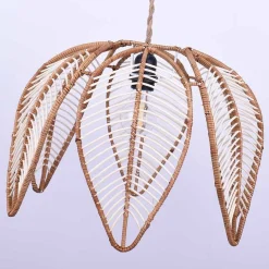 Lámpara colgante de ratán en forma de flor 