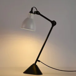 Lámpara de mesa articulada 