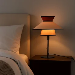 Lámpara de mesa de diseño 