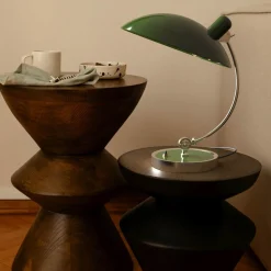 Lámpara de mesa de diseño