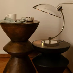 Lámpara de mesa de diseño