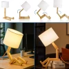 Lámpara de mesa de madera articulada "YOKI"