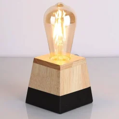 Lámpara de mesa de madera 