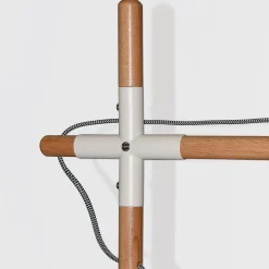 Lámpara de mesa de madera natural 