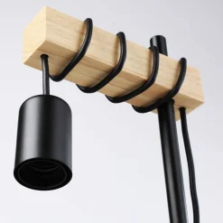 Lámpara de mesa de madera 