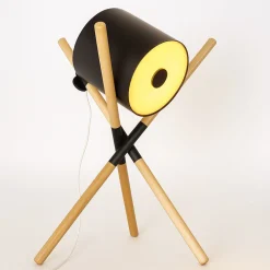 Lámpara de mesa nórdica de trípode