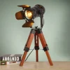 Lámpara de mesa vintage con trípode "Cinema Mini"