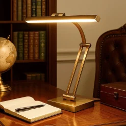Lámpara de mesa y escritorio