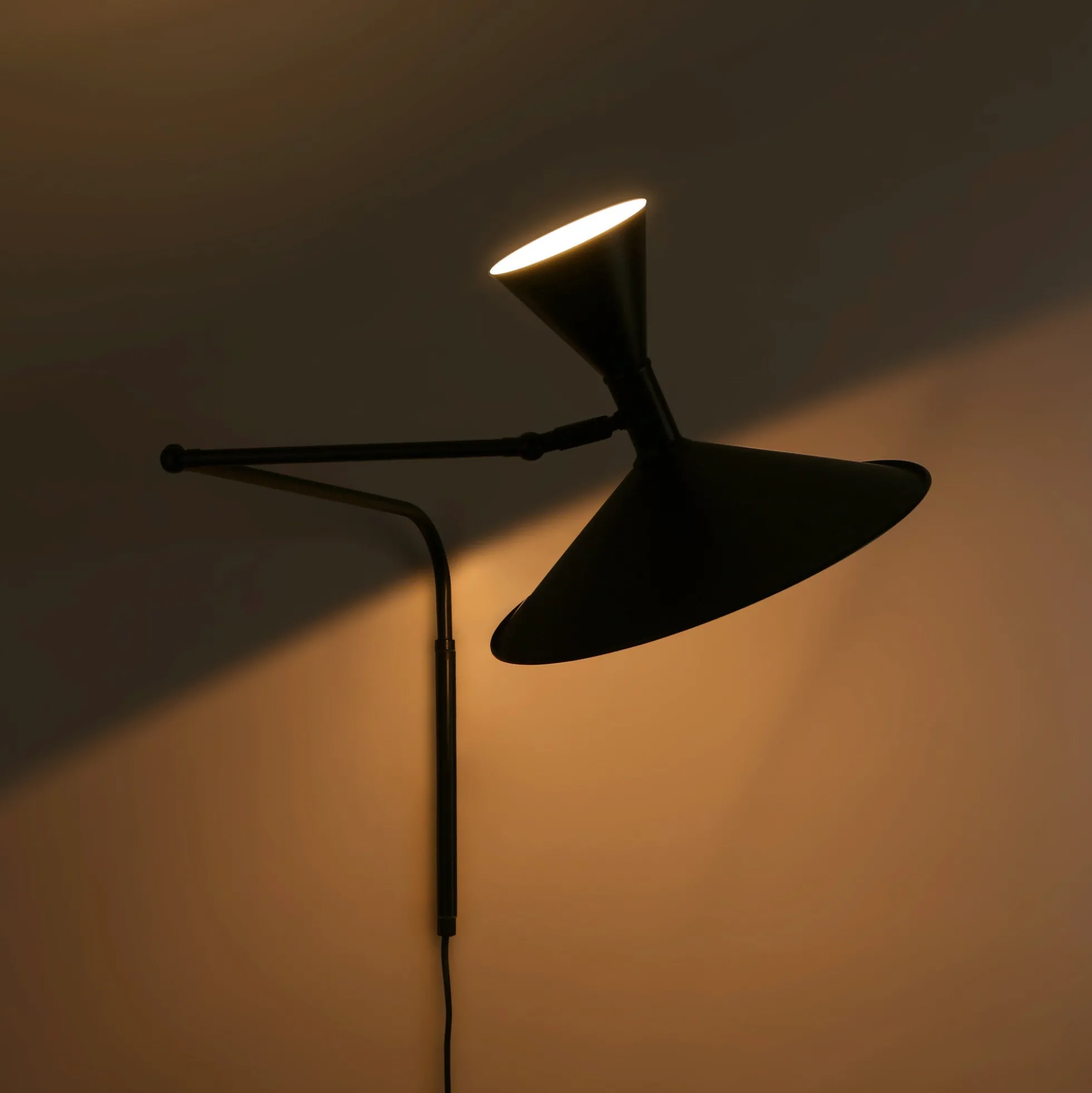 Lámpara de pared de diseño "NIM" - E14 + G9