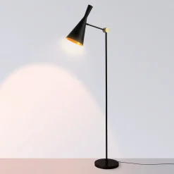 Lámpara de pie de diseño