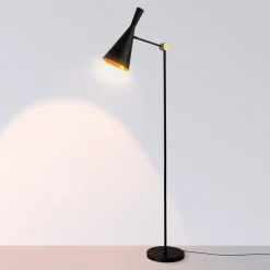 Lámpara de pie de diseño