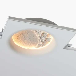 Lámpara integrable de escayola trimless en forma de luna 