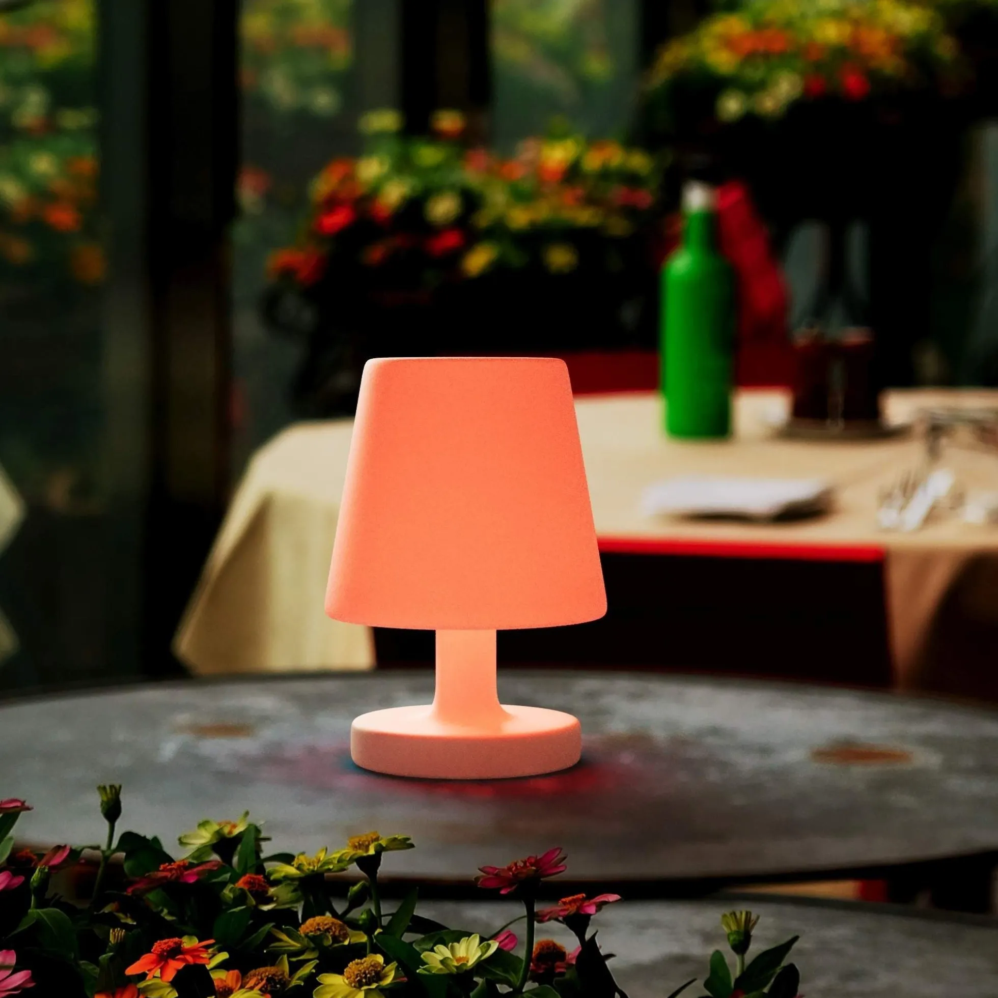 Lámpara luminosa LED RGBW - 6W - Recargable