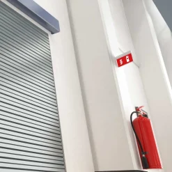 Luz de emergencia permanente con pictograma
