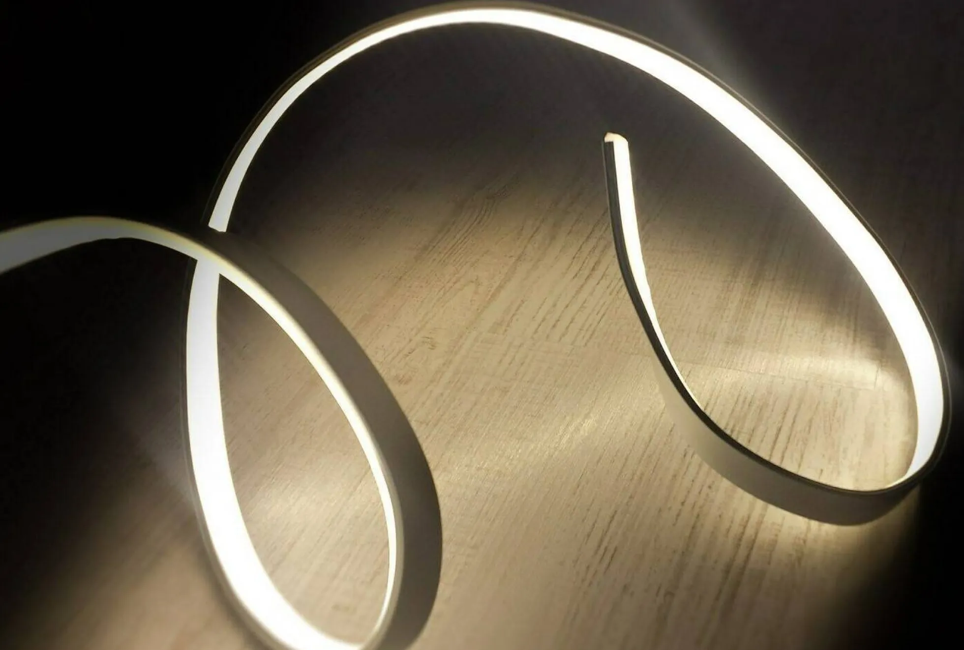 Perfil de aluminio para tira LED flexible / moldeable - 18x6mm - 2 metros