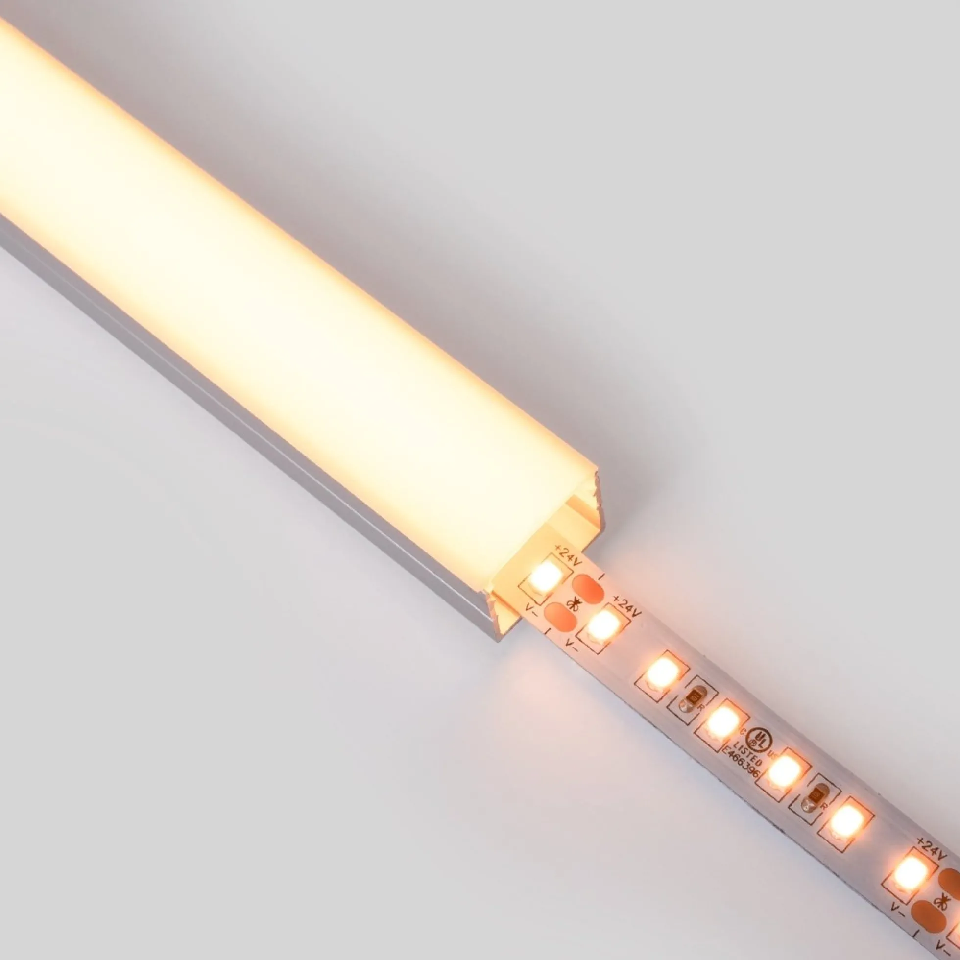 Perfil de aluminio para tira LED con difusor - Superficie - Kit completo - 18 x13mm - Tira LED ≤ 15 mm - 2 metros