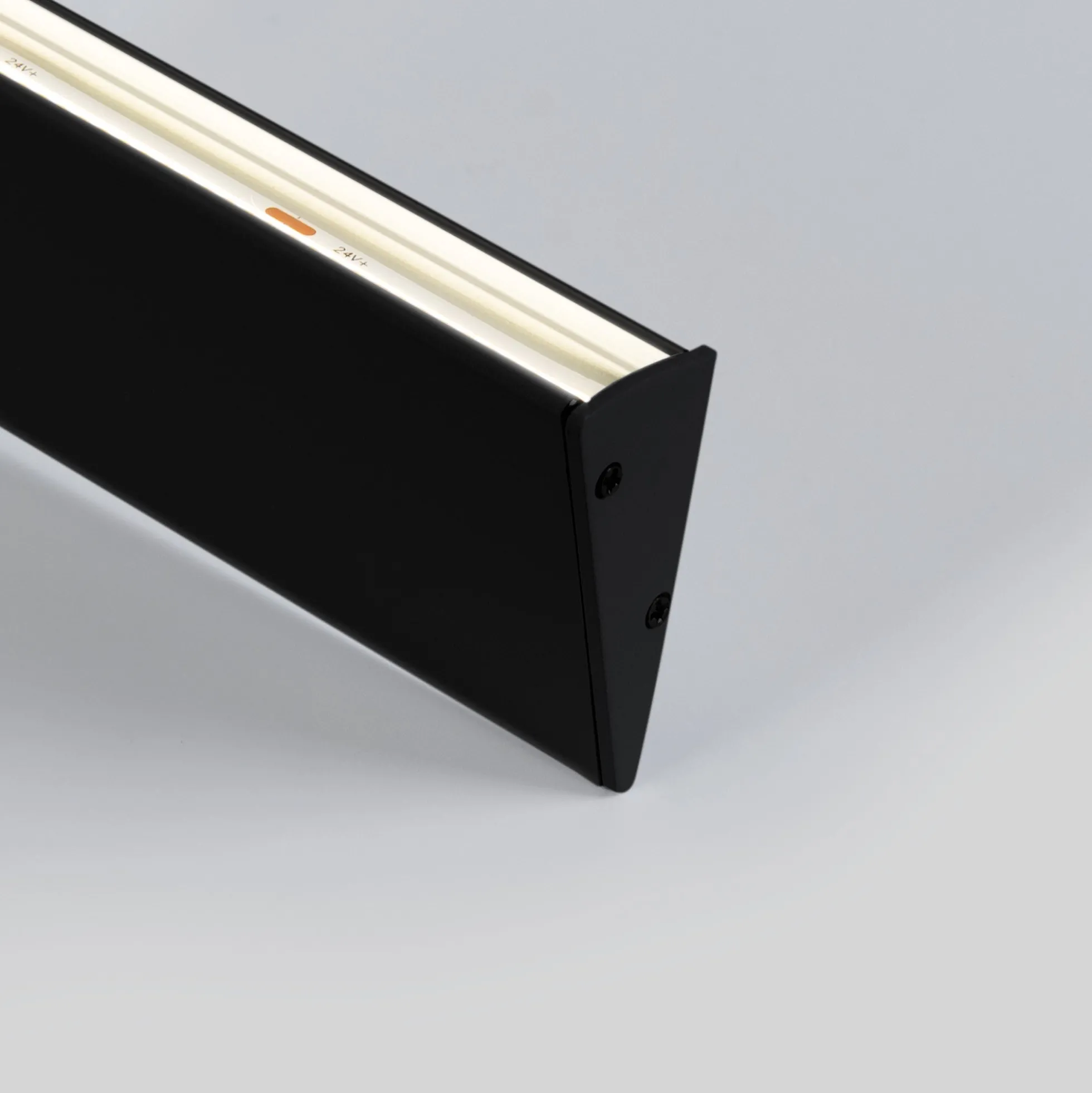 Perfil de aluminio superficie - Tira LED ≤ 12mm - 23.5x57.8mm - 2 metros