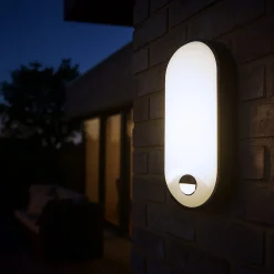 Plafón LED exterior ovalado con sensor PIR - 15W - CCT - IP65